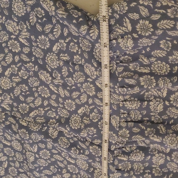 Wallpapher Blue Floral Tired Gathered Slv Sz. XXL Dress - Picture 9 of 13